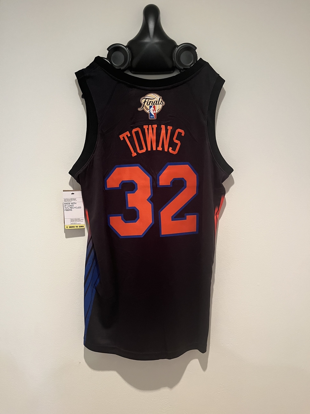 Karl-Anthony Towns #32 New York Knicks 2026 NBA Finals Jersey Size M & L